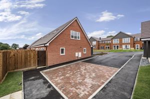 Photo 28- click for photo gallery